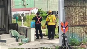 男性員工不明原因在機務段鐵軌上遭貨運列車輾過