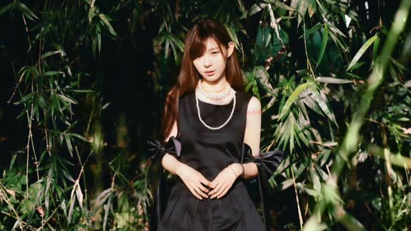 重機女神分手20天火速登戀綜 挨轟炒作