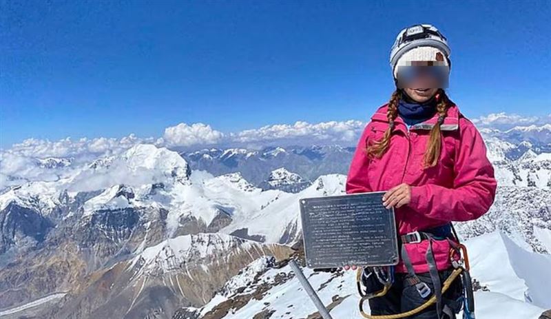 36歲男友獨自下山時，反常未將33歲女友移到避風處，也沒留下保暖裝備，被指控過失殺人。（圖／翻攝自X）