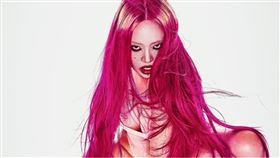 日本饒舌女王恰米娜（CHANMINA）將因健康因素缺席本次在高雄舉行的AAA頒獎典禮。（圖／翻攝自IG @minachanxx）