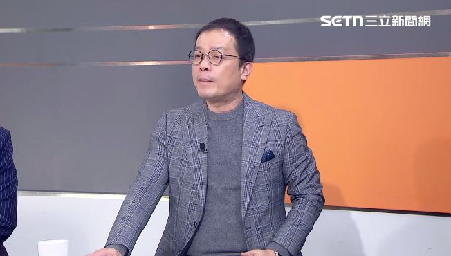 爽住豪宅還跟小草募款　他轟昌：裝什麼窮