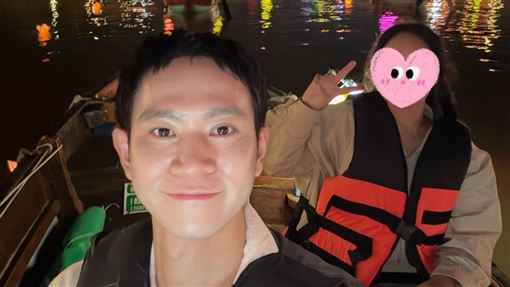 Andy老師分手家寧　突曬神秘女伴網全祝福