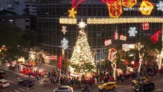 金控合併首次聖誕點燈　飄下「浪漫雪花」