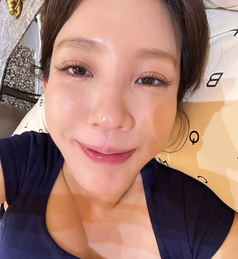 愛雅經常在社群與粉絲互動。（圖／翻攝自愛雅IG）