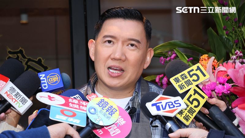 杜汶澤開麵館成「館長」懶甩小紅書禁令