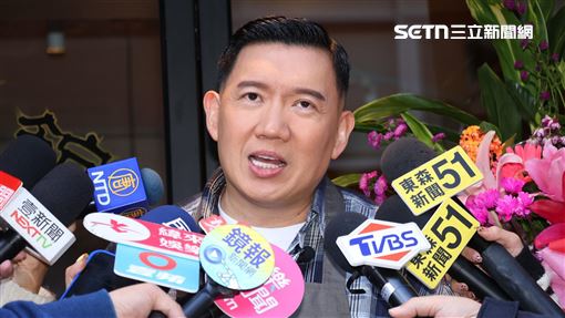 杜汶澤開麵館成「館長」懶甩小紅書禁令