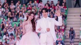 張員瑛、李俊昊AAA。（圖／翻攝自LINE TV）