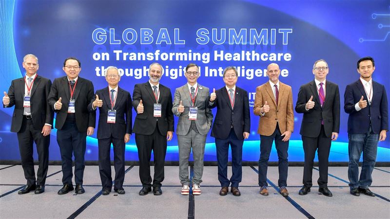 下個護國神山!醫療展各醫院秀「AI肌肉」