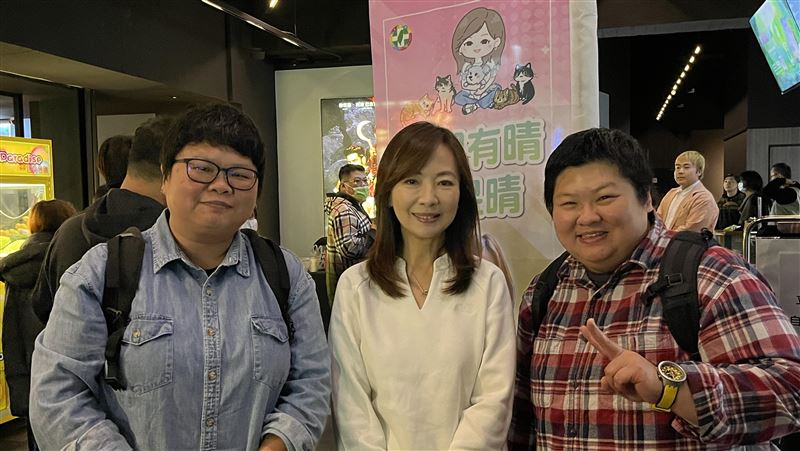 郭昱晴包場電影挺國片 籲關注青兒少權益