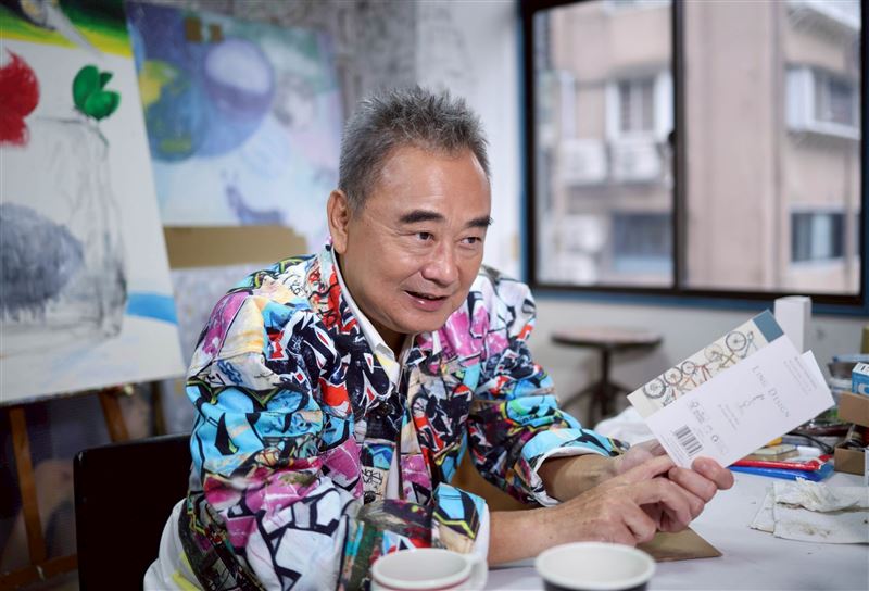 陳昇坦言鮮少回顧舊作，以免心情受影響。（圖／記者鄭孟晃攝影）