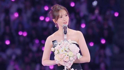 潤娥AAA超狂十級中文切換　影后台上告白