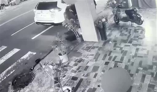 女警當街遭斧頭砍傷原因曝…市長震怒發文