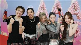 ALLDAY PROJECT成員Bailey（中）的發言引發小粉紅怒火。（圖／STARNEWS提供）