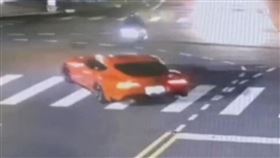 彰化,139線,超跑,牛魔王,紅牌重機,騎士,噴飛,骨折,送醫（圖／民眾提供）