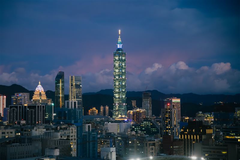 臺北嘉佩樂酒店城市夜景。(圖/品牌業者提供)