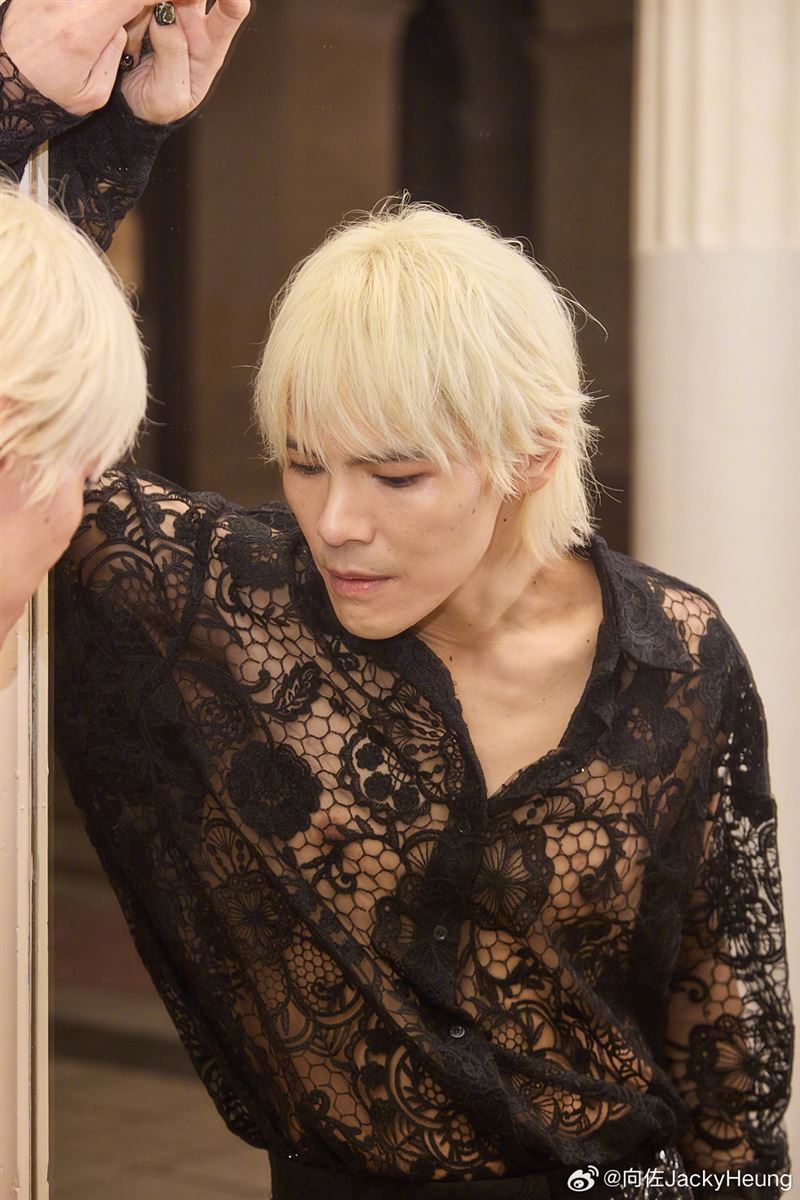 向佐被外界貼上「扶不起的阿斗」標籤多年。(圖/翻攝自向佐微博)