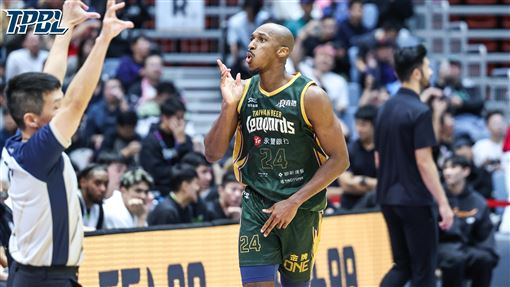 克羅馬29分雙十表現　雲豹寫本季最速10勝