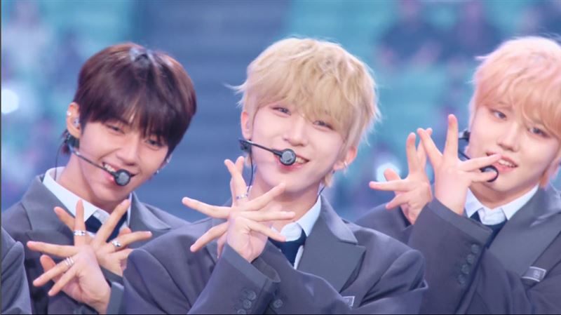 AHOF獲得「最佳年度新人獎」。(圖/STARNEWS提供)