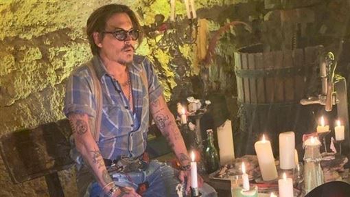 強哥簽名會延5小時！粉絲苦候半夜不喊累