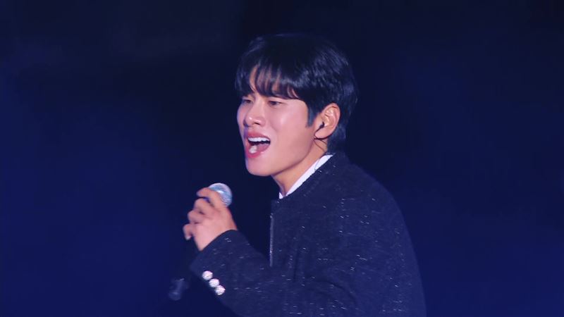 李伊庚開唱，中文喊話：「高雄，我愛你」。（圖／STARNEWS提供）