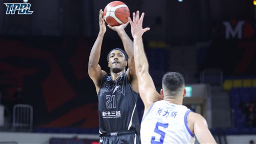 威力斯轟生涯新高39分　關鍵三分粉碎海神