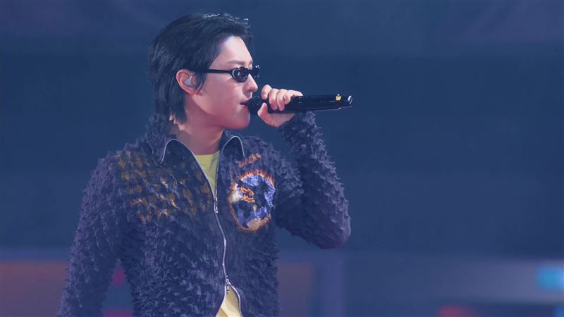 韓國饒舌歌手 WOODZ(曹承衍)在ACON音樂節(Acon 2025)表演。(圖/STARNEWS提供)