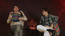 演員芬恩沃夫哈德（左）與蓋頓馬塔拉佐。