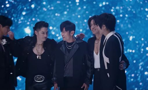 周杰倫、阿信合體 F3獻唱　MV創超狂紀錄