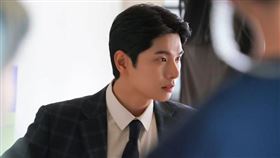 李伊庚因私生活謠言與《玩什麼好呢？》節目爭議被迫下車，近日首度公開告訴狀澄清，並向散布者提告。（圖／翻攝自IG @luvlk89）