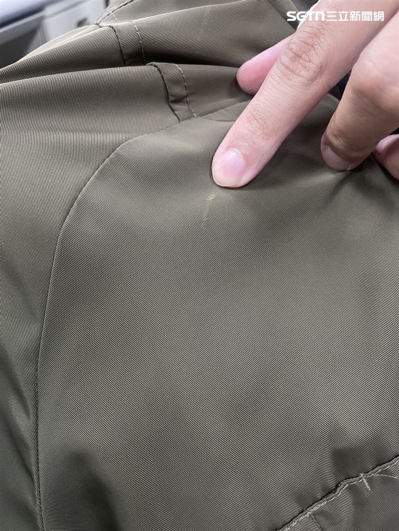 北市廖男持螺絲起子當街攻擊張男等3人反遭壓制。（圖／翻攝畫面）