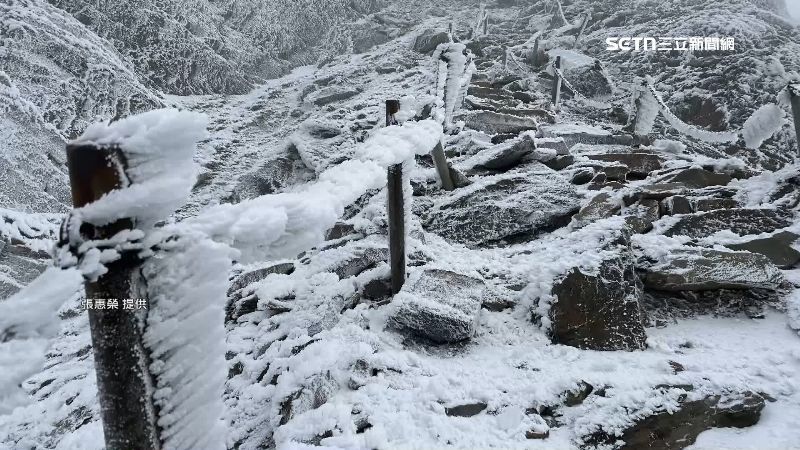 氣象署表示玉山有機率隨著週日這波低溫而降雪