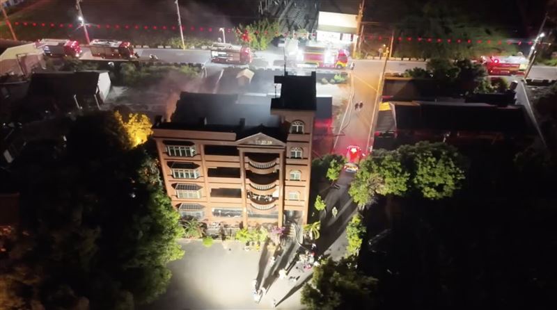 溪湖鎮崙子腳路某透天厝因不明原因發生火警。（圖／翻攝畫面）