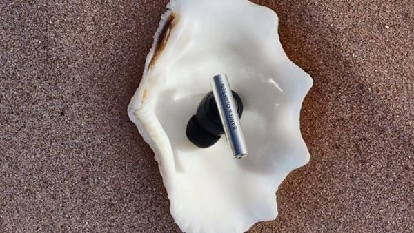 奢！B&amp;O入耳式耳機Beo Grace　售價破4萬