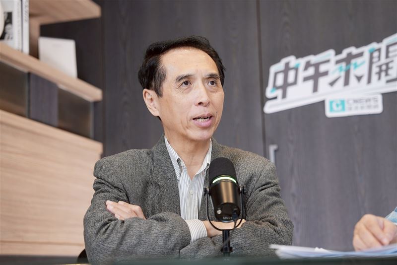 陳學聖接受網路節目《中午來開匯》主持人黃光芹專訪。（圖／《中午來開匯》提供）