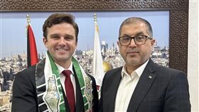 哈瑪斯資深官員奈姆(右)，於7日表示，該組織願意討論武器的「凍結或存放」。（圖／翻攝自X平台 @jacksonhinklle）