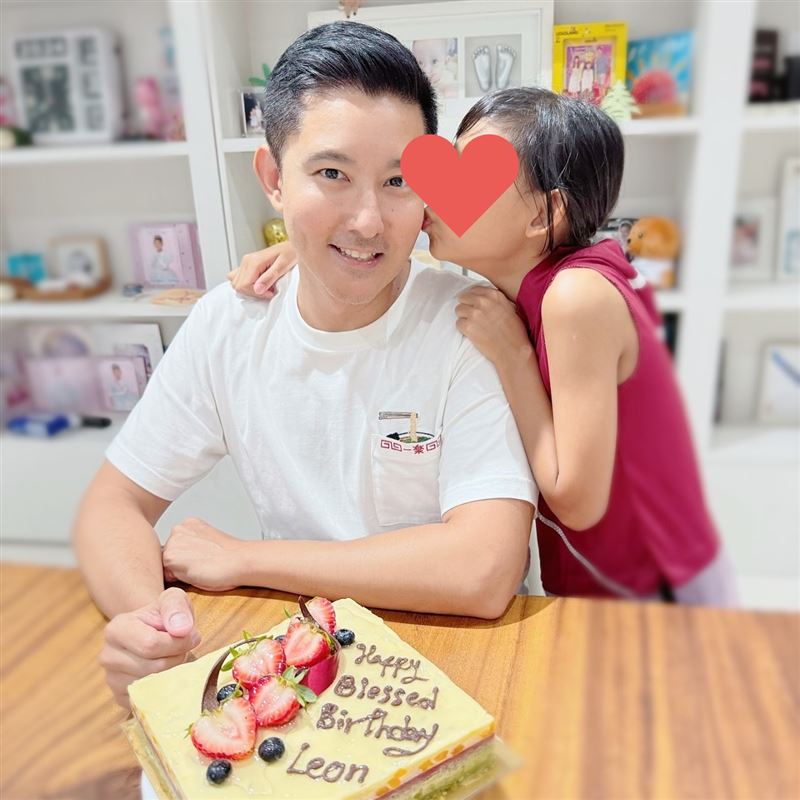 立威廉為了避免影響家人,選擇獨居抗癌。(圖/翻攝自立威廉臉書)