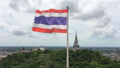 泰柬衝突40萬居民撤離　避難所人滿為患