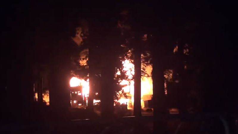 青森縣消防部門指出,還有引發森林大火。(圖/翻攝自X平台 @bakusai_com)