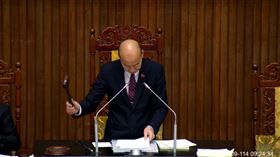 立法院會院長韓國瑜三讀敲槌（圖／翻攝畫面）