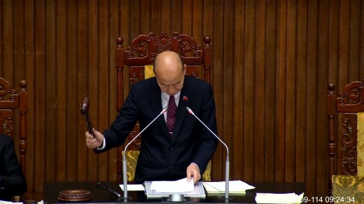 立法院會院長韓國瑜三讀敲槌(圖/翻攝畫面)