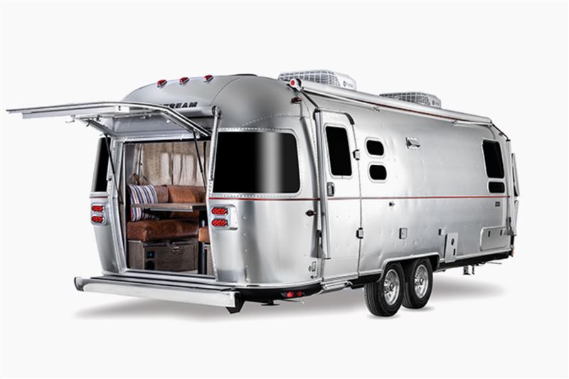 Stetson + 6666露營拖車,是結合三個品牌聯手打造。(圖/翻攝Airstream網站)