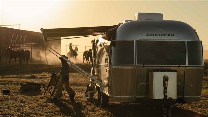 Stetson + 6666露營拖車。(圖/翻攝Airstream網站)