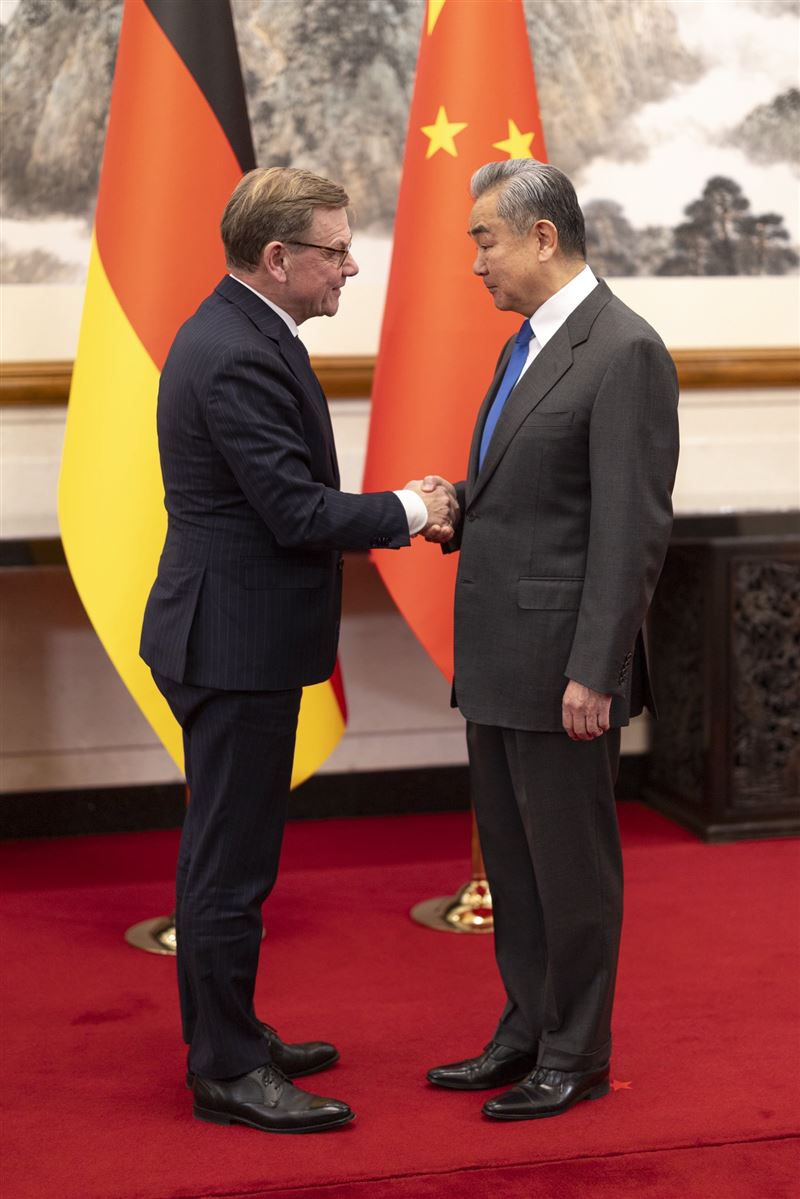 瓦德福與王毅見面,王毅敦促德國支持中國對台立場。(圖/翻攝自X平台 @AussenMinDE)