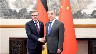 王毅當德國外長面嗆日本：戰敗國謹言慎行