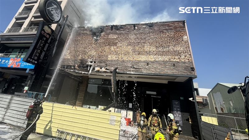 新/知名炭火燒肉店驚傳火警!裝潢燙脫皮