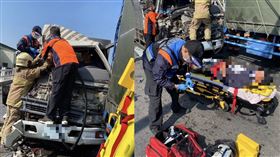 台南,水肥車,駕駛座,乘客,道路,車禍,副駕駛,肢體,國道,國8,受困,送醫（圖／翻攝畫面）