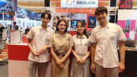 劉修甫(左起)、洪凌、項婕如、趙崇喆日前在新加坡參加ATF影視展宣傳。（圖／三匠影視提供）