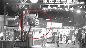 震後修招牌1300。花蓮東大門夜市，招牌。