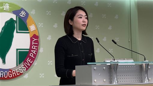 黃國昌要自提國防特別條例　綠：混淆視聽