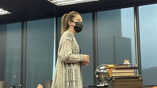 許瑋甯婚禮完抱病露面！2病纏身燒到39度